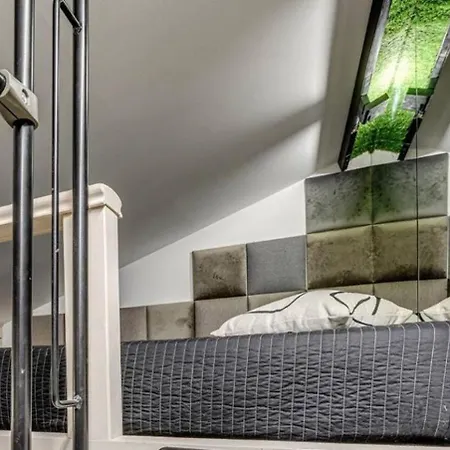 Апартамент 5 - Loft - Location - Designer Interior *