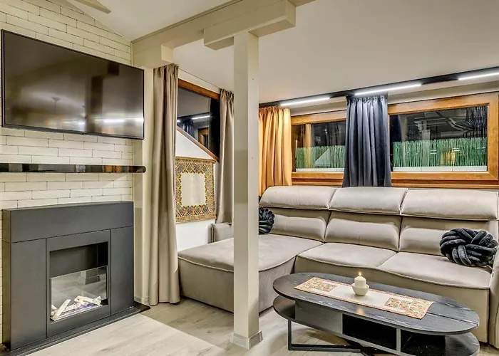 5 - Loft - Location - Designer Interior *