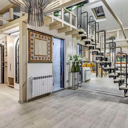 5 - Loft - Location - Designer Interior *